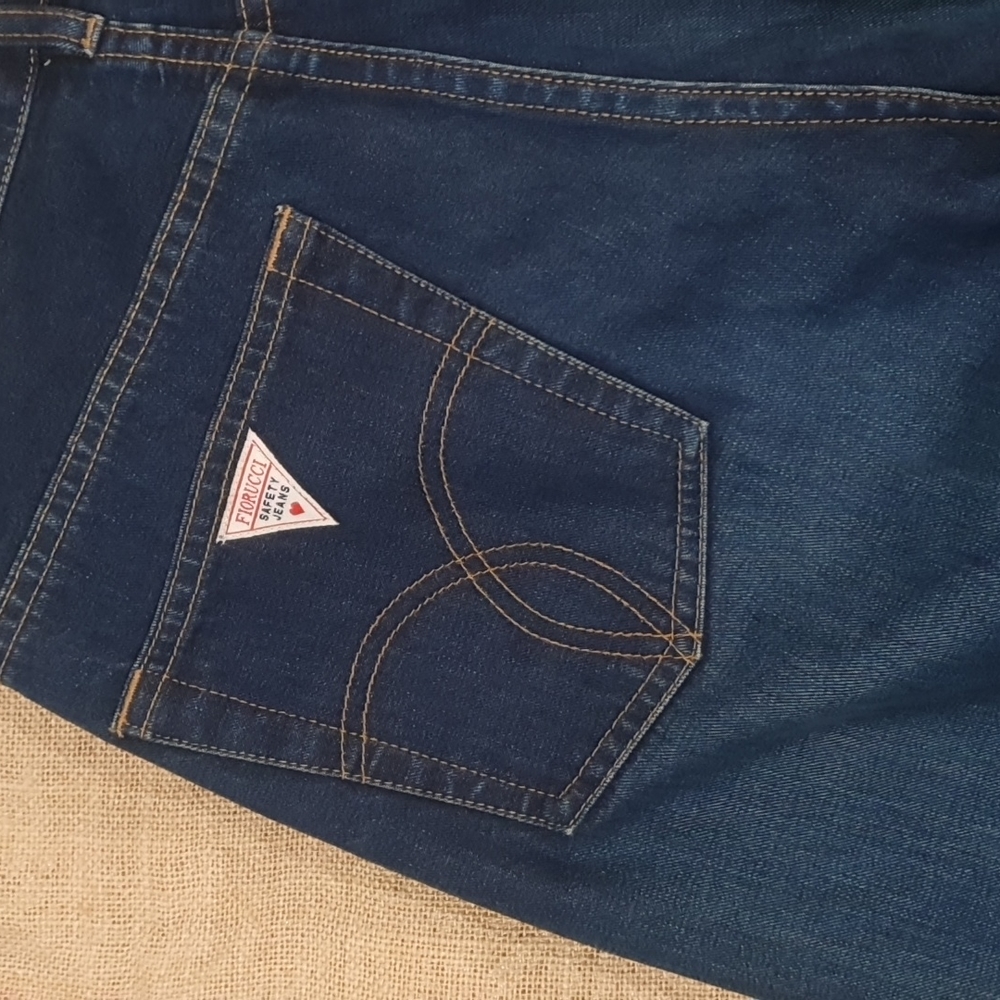 Fiorucci Vintage 90s Blue Jeans Size 11 approx 10 12 Button Fly Safety J… - Picture 8 of 8
